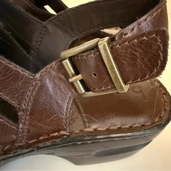 boc Women's Woven Mule Adjustable Strap Size 8 Brown Faux Leather with Buckle - Picture 8 of 13